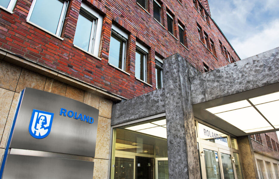 Bild des Hauptgebäudes der ROLAND AG Versicherung