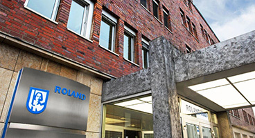 Bild des Hauptgebäudes der ROLAND AG Versicherung